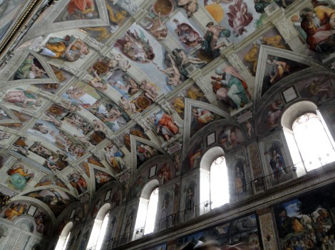 Capilla_Sixtina_-_panoramio_(1)